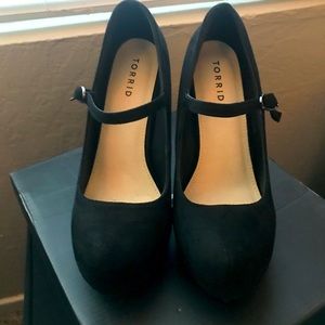 Torrid Faux Suede Mary Jane 4” heels w/Box size 8w
